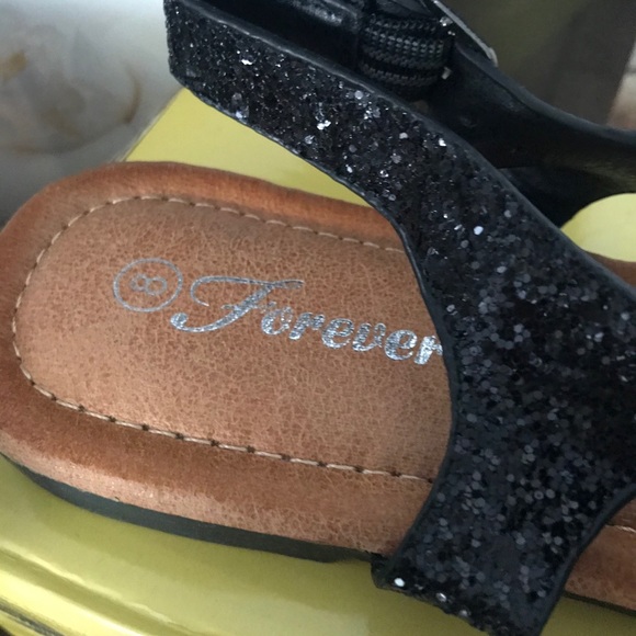 Black Glitter Thong Sandals - Picture 6 of 6